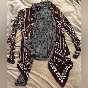 💰5/$10 Forever 21 Maroon and Cream Tribal Cardigan